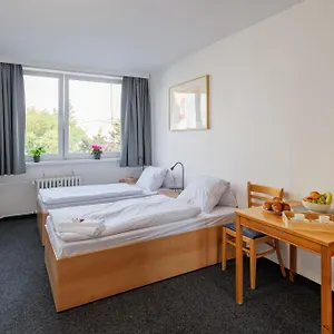  Hostel Cooliving