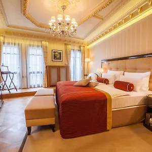 https://quisisana-palace.karlovyvary-hotels.com